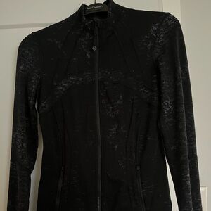 Lululemon Define Jacket. Size 6